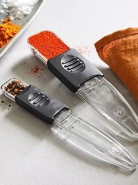Pampered Chef Clear and Black Adjustable Measuring Spoons